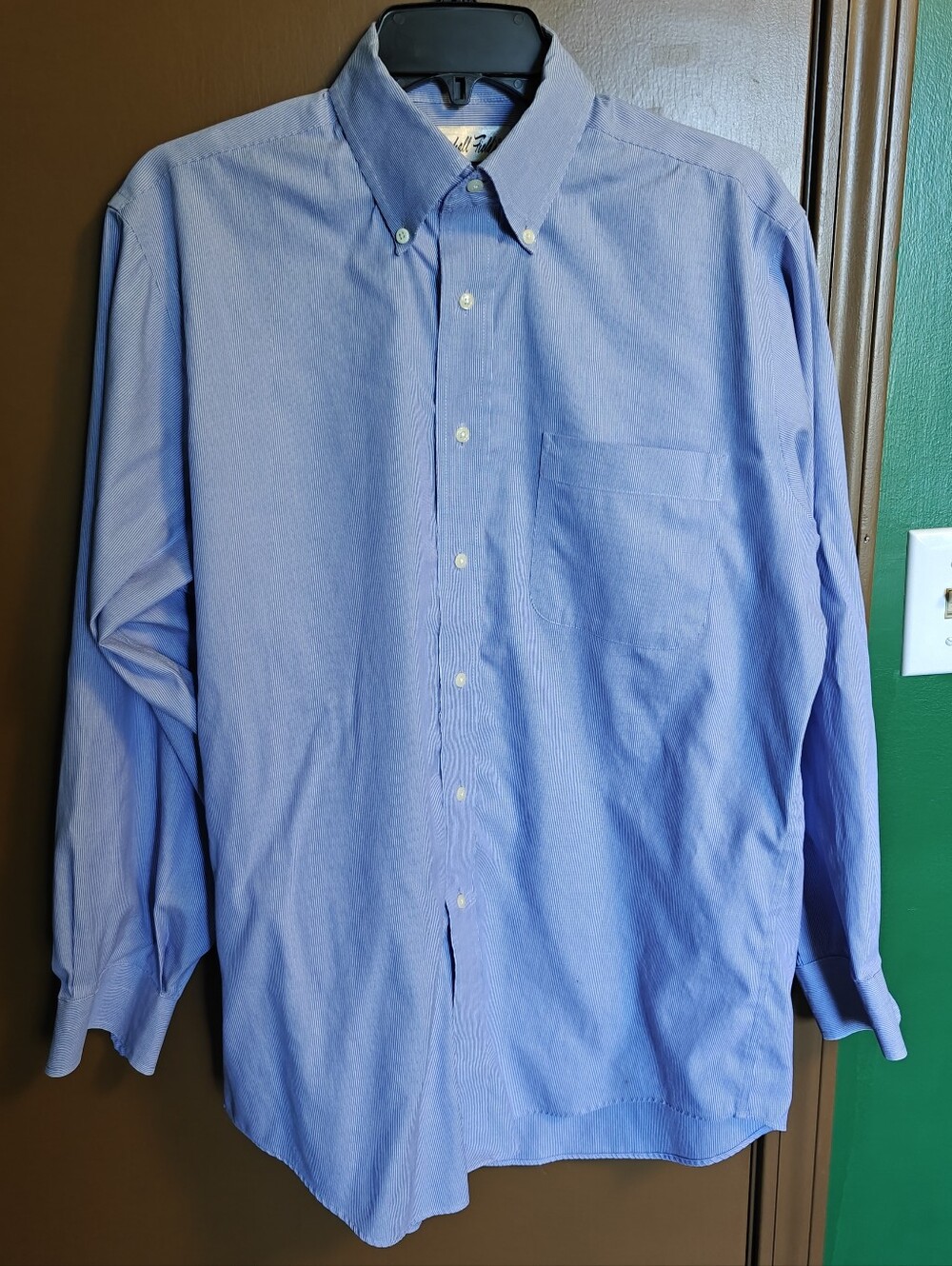 Marshall Field's Men's Blue Pinpoint Oxford No-Iron Shirt - Size 15.5 32/33
